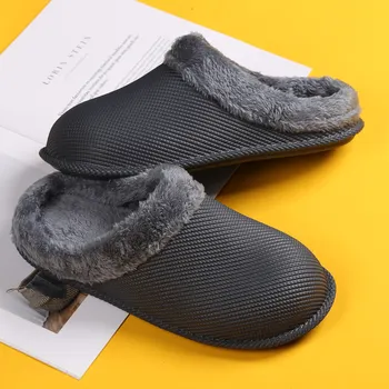Kışlık terlik Kadın Ev Terlik Erkekler Yumuşak Alt Slaytlar Kaymaz Su Geçirmez Kat Terlik Peluş Sıcak pamuklu ayakkabılar Kadınlar için