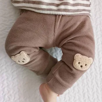 Sonbahar Yeni Bebek Kız Erkek Pantolon Waffle Ayı Nakış Pantolon Yenidoğan Bebek Erkek Giysileri Sevimli harem pantolon